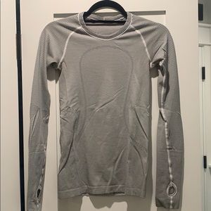 Black and white stripe long sleeve